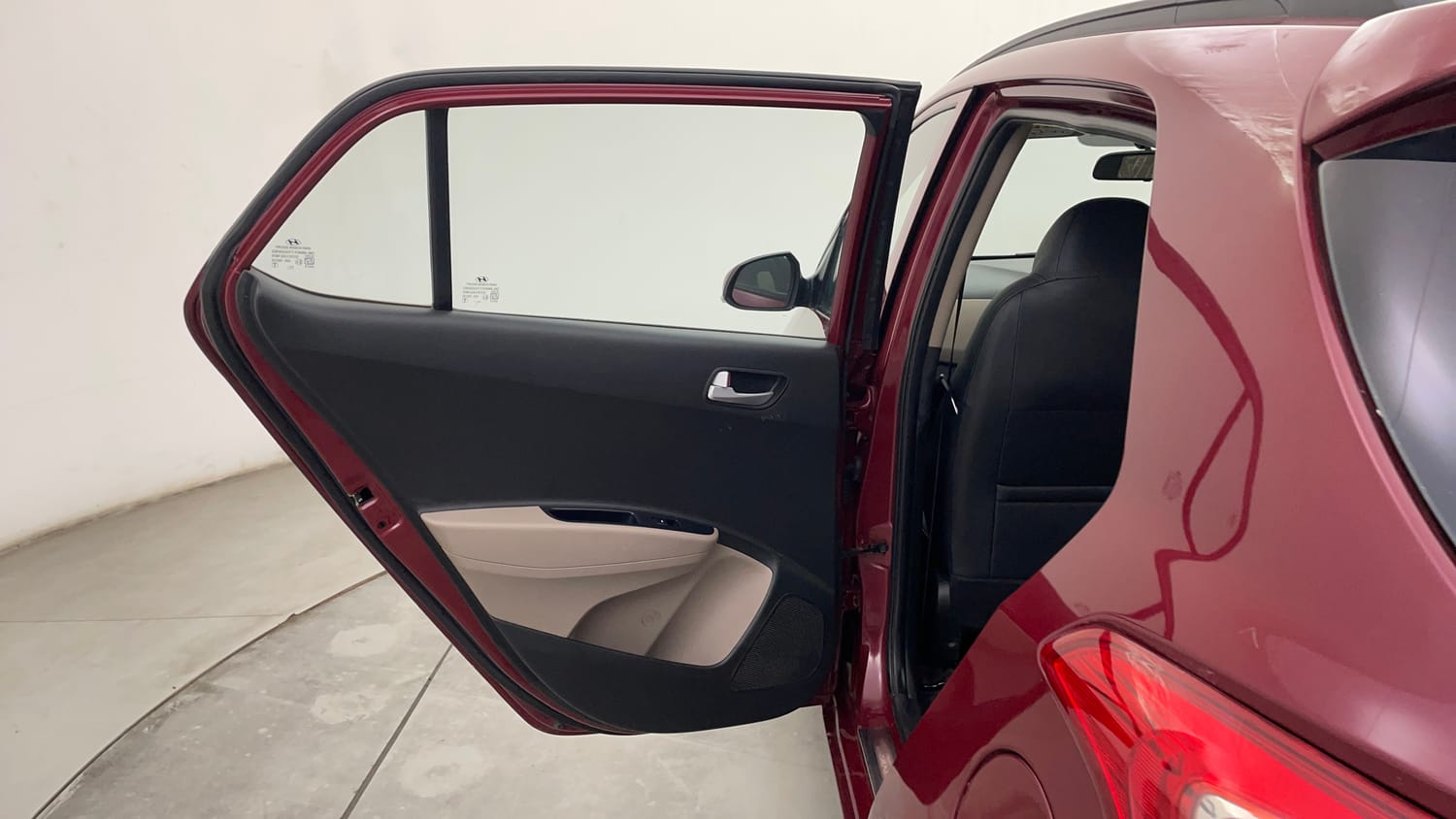 Used 2017 Hyundai Grand i10 Asta 1.2 Kappa VTVT Petrol Manual interior LEFT REAR DOOR OPEN VIEW
