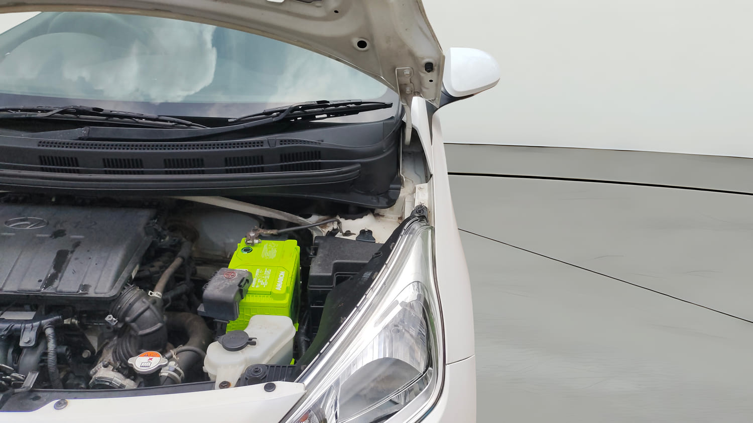 Used 2016 Hyundai Grand i10 Sportz 1.2 Kappa VTVT Petrol Manual engine ENGINE LEFT SIDE HINGE & APRON VIEW