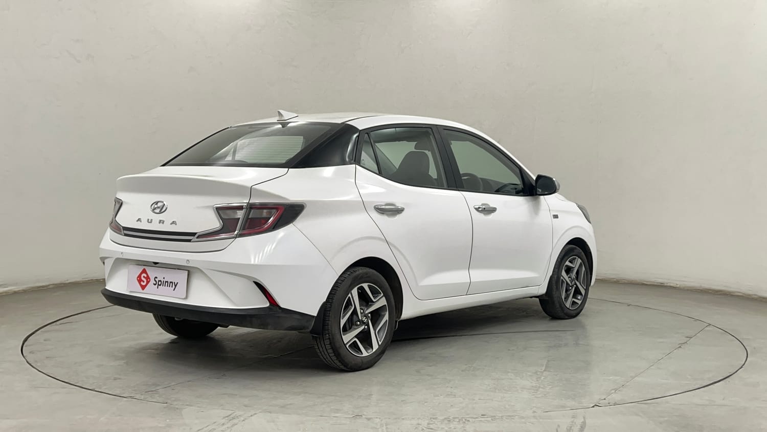 Used 2020 Hyundai Aura SX Plus 1.2 AMT Petrol Petrol Automatic exterior RIGHT REAR CORNER VIEW