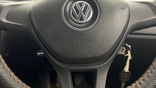 Used 2016 Volkswagen Polo Comfortline 1.2L (P) Petrol Manual top_features Airbags