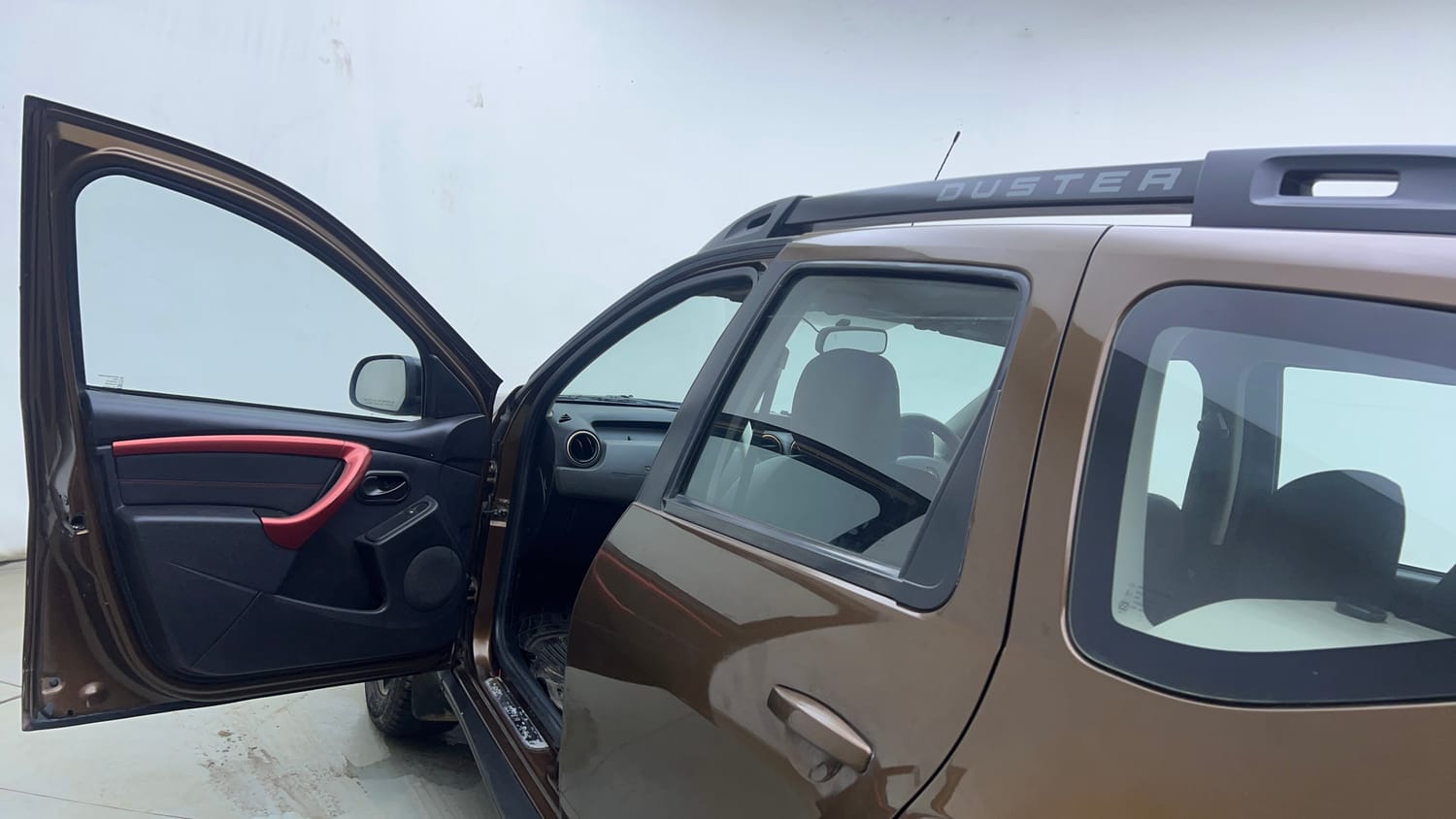 Used 2017 Renault Duster 85 PS RXS 4X2 MT Diesel Diesel Manual interior LEFT FRONT DOOR OPEN VIEW