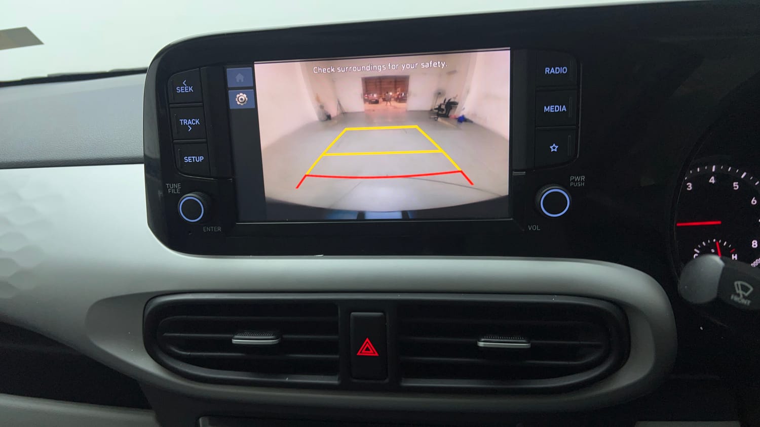 Used 2024 Hyundai Grand i10 Nios Sportz 1.2 Kappa VTVT Petrol Manual top_features Rear camera