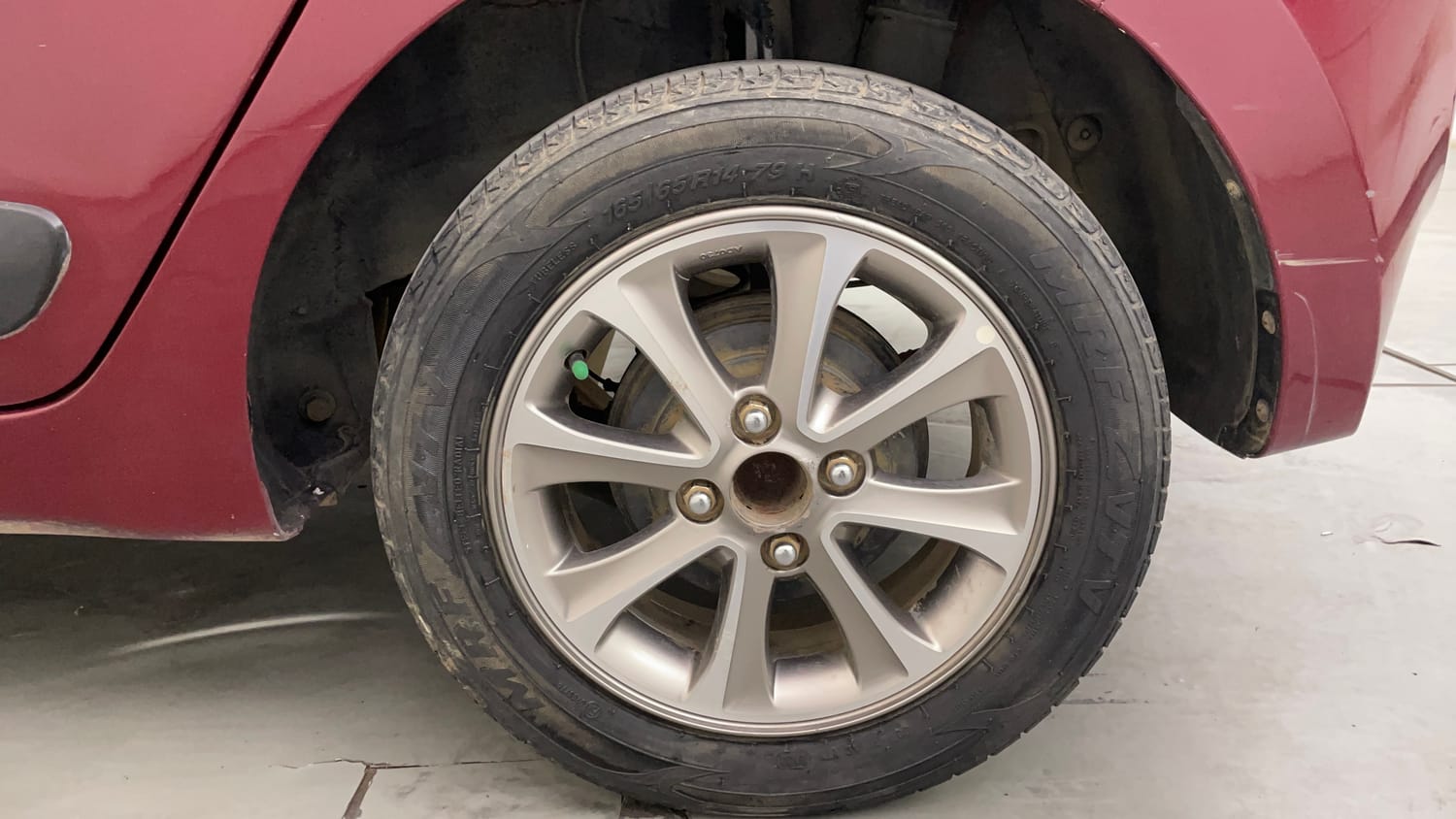 Used 2017 Hyundai Grand i10 Asta 1.2 Kappa VTVT Petrol Manual tyres LEFT REAR TYRE RIM VIEW