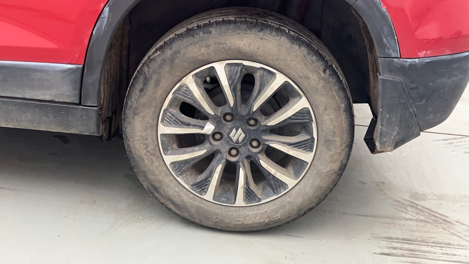 Used 2022 Maruti Suzuki Vitara Brezza [2020-2022] ZXI Plus Dual Tone Petrol Manual tyres LEFT REAR TYRE RIM VIEW