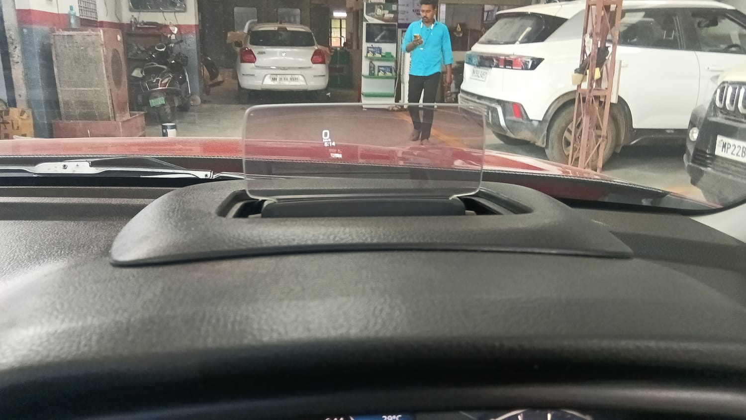 Used 2022 Maruti Suzuki Brezza ZXi Plus Petrol Manual top_features Heads up display (HUD)
