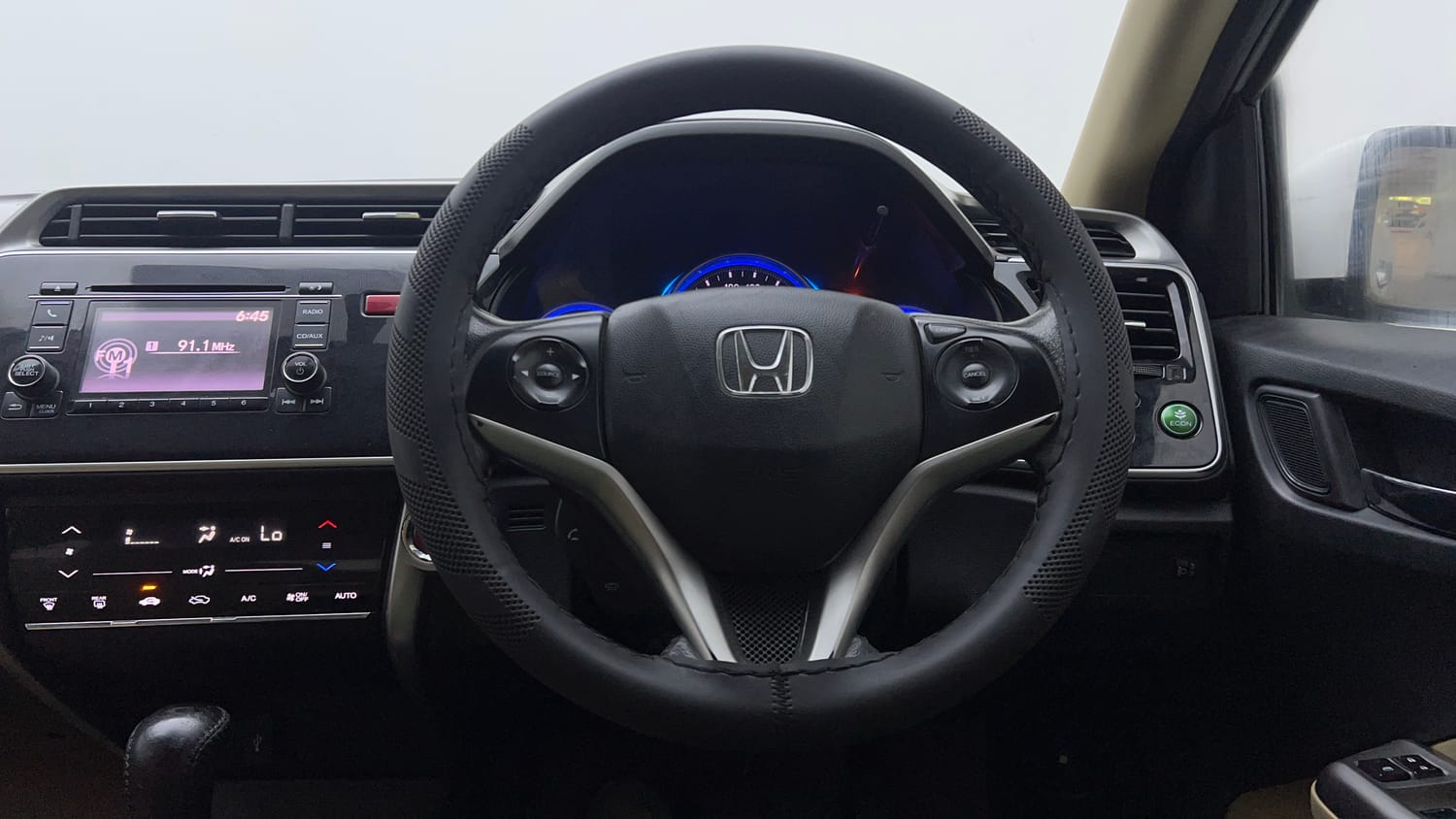 Used 2015 Honda City VX CVT Petrol Automatic interior STEERING VIEW