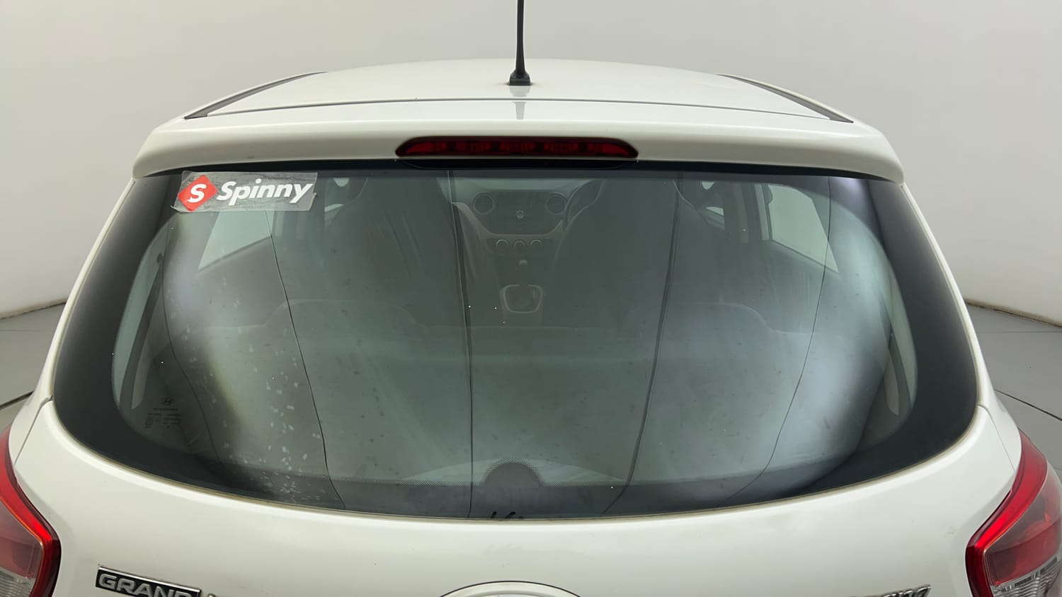 Used 2016 Hyundai Grand i10 Magna AT 1.2 Kappa VTVT Petrol Automatic exterior BACK WINDSHIELD VIEW