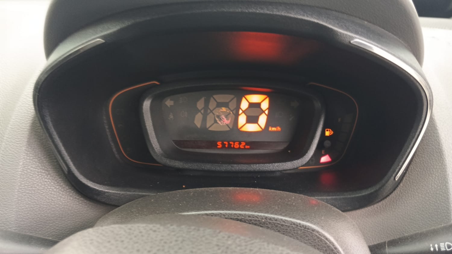 Used 2017 Renault Kwid 1.0 RXT Petrol Manual interior CLUSTERMETER VIEW