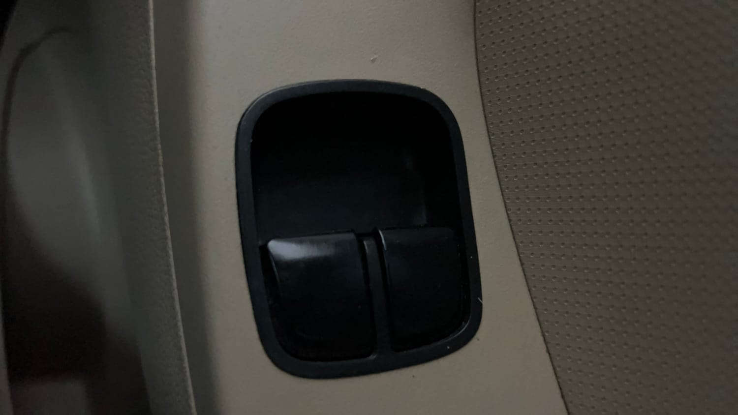 Used 2018 Hyundai Eon Era + AirBag Petrol Manual top_features Adjustable ORVM