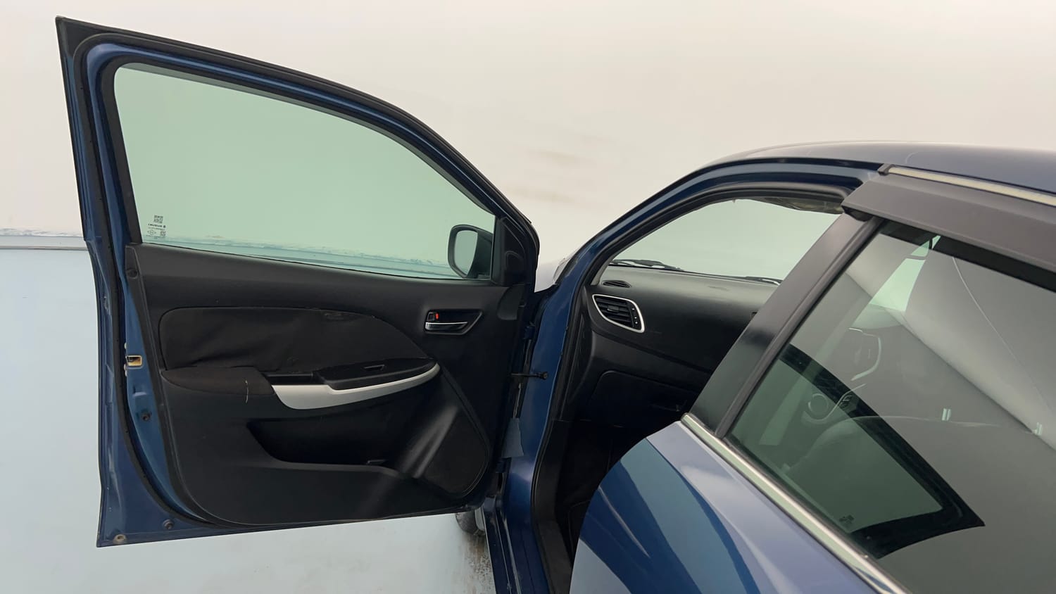 Used 2017 Maruti Suzuki Baleno Alpha 1.2 Petrol Manual interior LEFT FRONT DOOR OPEN VIEW