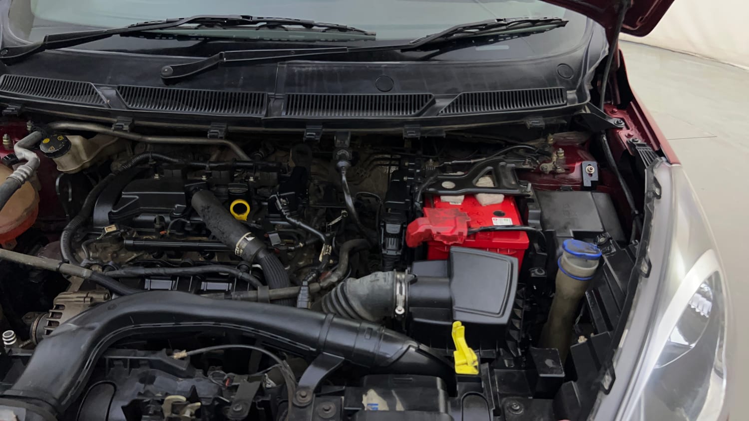 Used 2019 Ford Freestyle Titanium Plus 1.2 Ti-VCT Petrol Manual engine ENGINE LEFT SIDE HINGE & APRON VIEW
