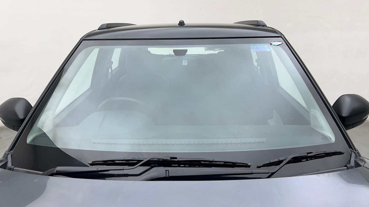 Used 2023 Tata Punch Pure MT Petrol Manual exterior FRONT WINDSHIELD VIEW