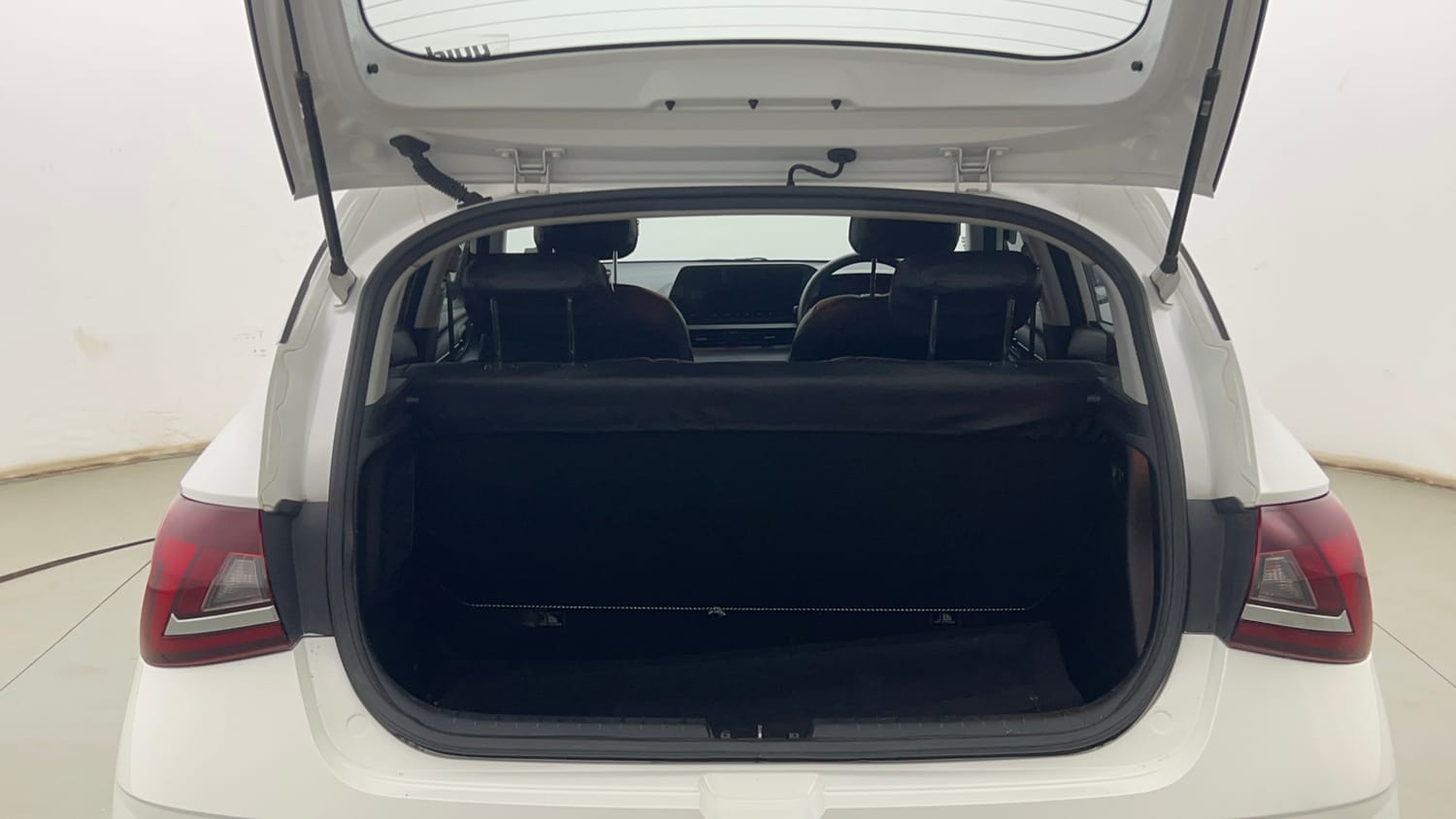 Used 2022 Hyundai New i20 Asta (O) 1.2 MT Petrol Manual interior DICKY INSIDE VIEW