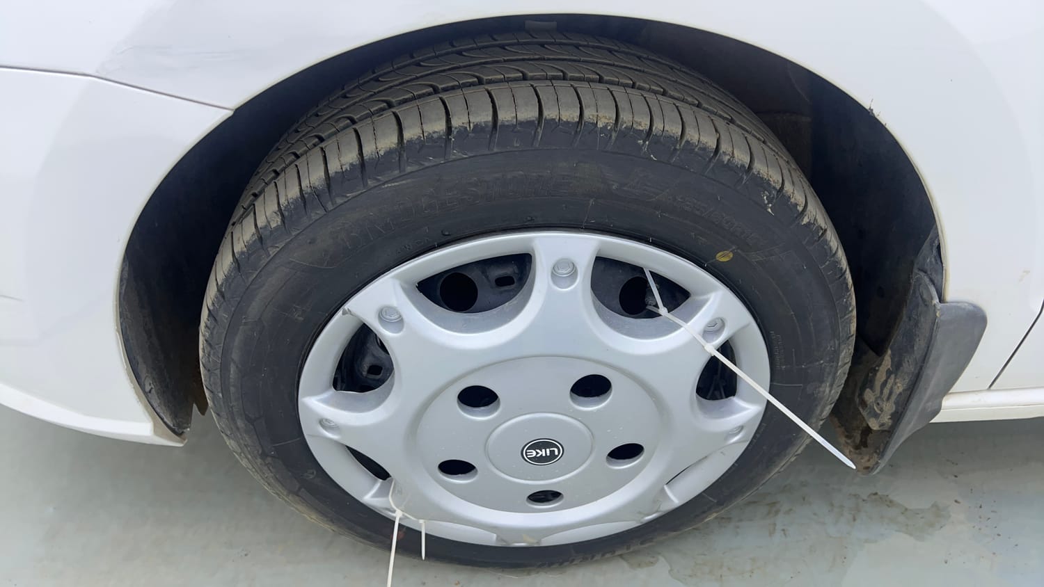 Used 2019 Skoda Rapid Active 1.6 MPI Petrol Manual tyres LEFT FRONT TYRE RIM VIEW