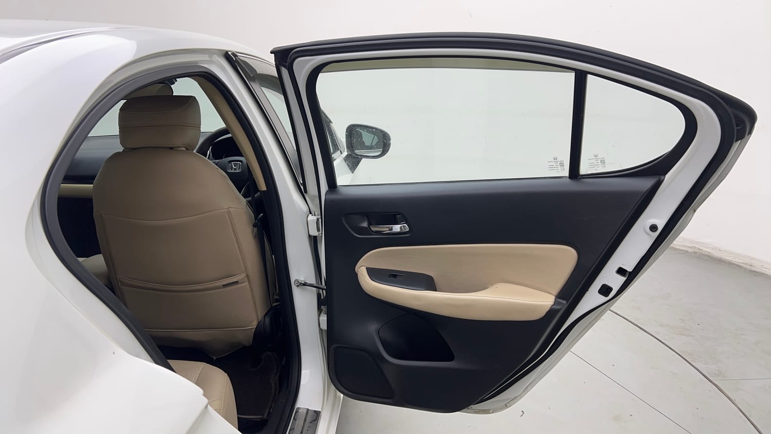 Used 2023 Honda City V Petrol CVT Petrol Automatic interior RIGHT REAR DOOR OPEN VIEW