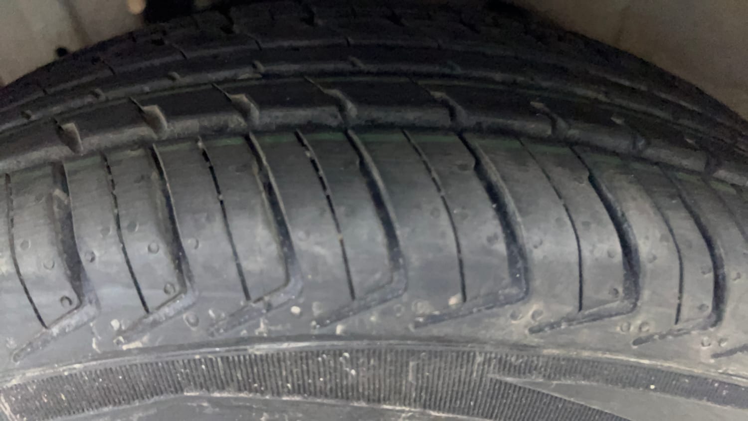 Used 2013 Maruti Suzuki A-Star Vxi (ABS) AT Petrol Automatic tyres RIGHT REAR TYRE TREAD VIEW