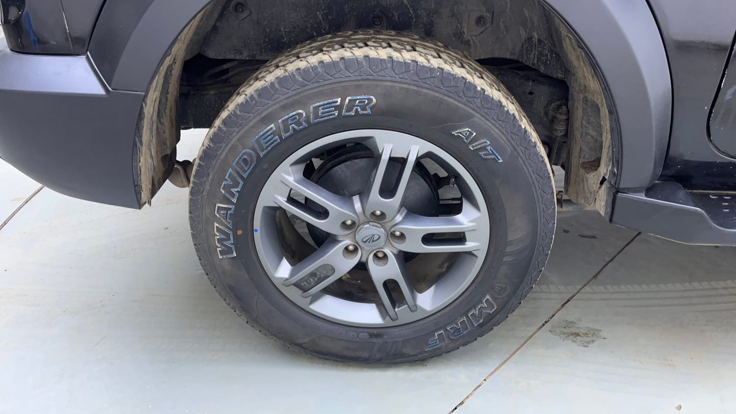 Used 2021 mahindra Thar LX Hard Top Diesel MT 4WD Diesel Manual tyres RIGHT REAR TYRE RIM VIEW