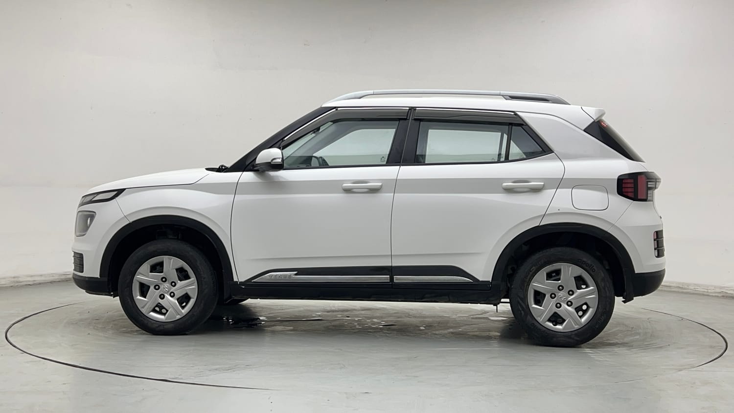 Used 2022 Hyundai Venue SX 1.2 Petrol Petrol Manual exterior LEFT SIDE VIEW
