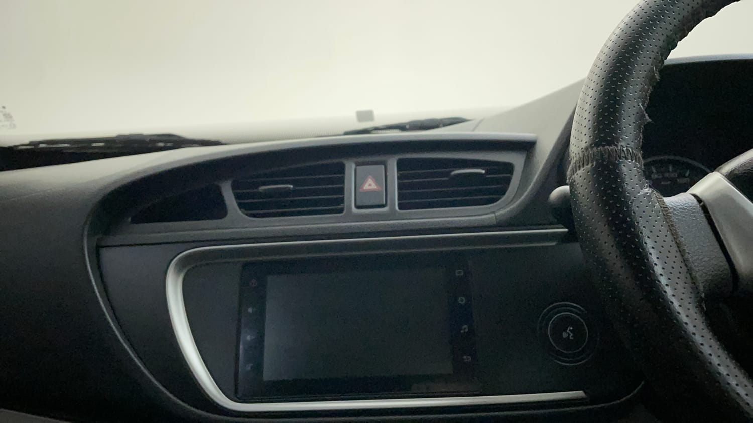 Used 2021 Maruti Suzuki Alto 800 Vxi Plus Petrol Manual top_features Integrated (in-dash) music system