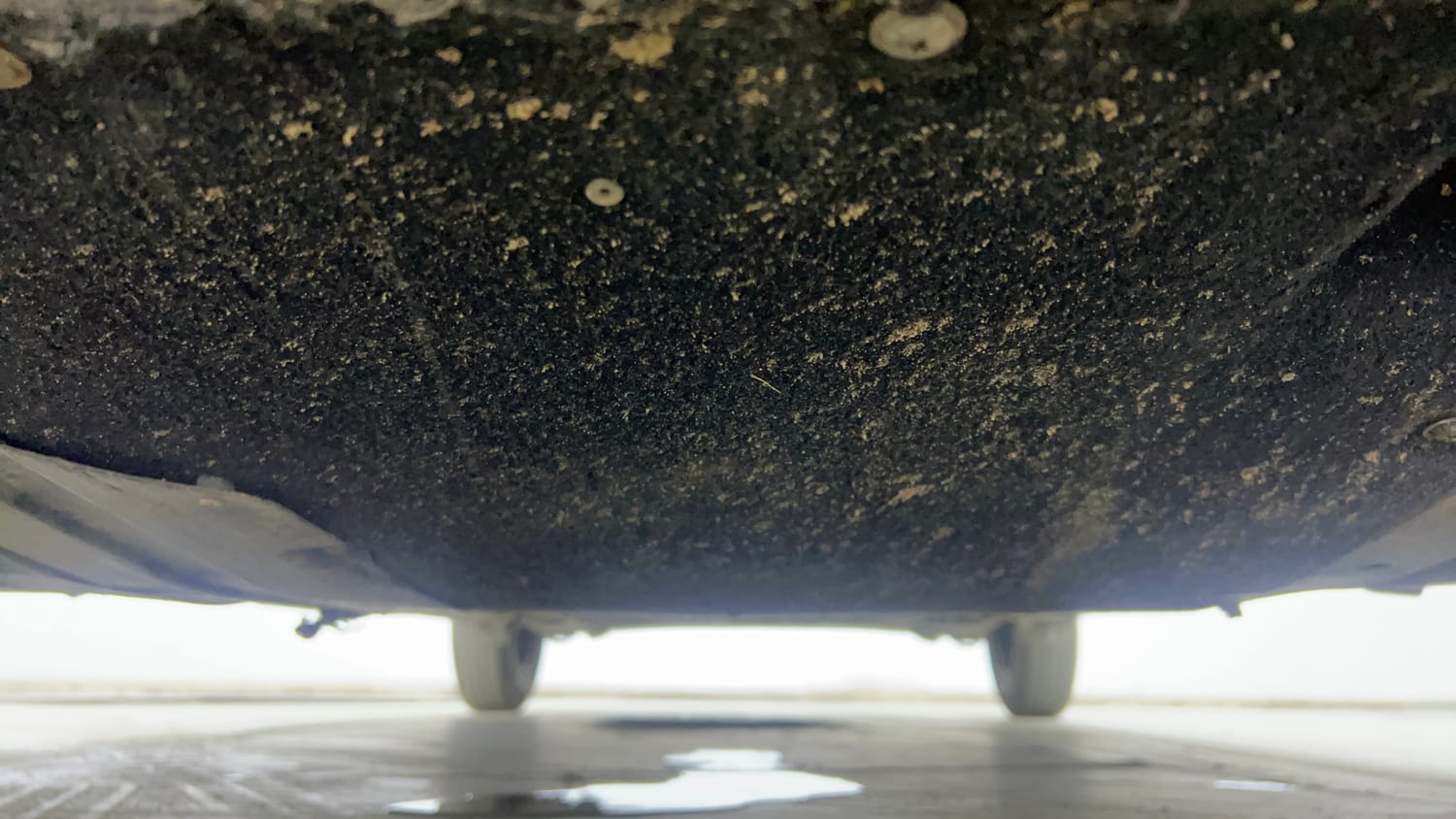 Used 2024 Maruti Suzuki Swift VXi Petrol Manual extra FRONT LEFT UNDERBODY VIEW