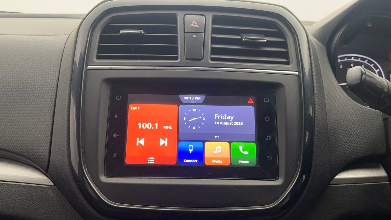 Used 2022 Maruti Suzuki Vitara Brezza [2020-2022] ZXI Plus Dual Tone Petrol Manual top_features Touch screen infotainment system