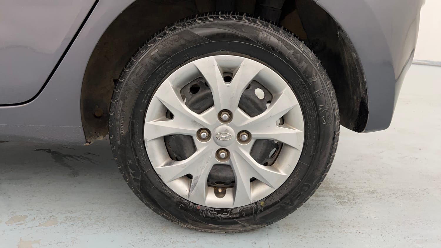 Used 2016 Hyundai Grand i10 Magna 1.2 Kappa VTVT Petrol Manual tyres LEFT REAR TYRE RIM VIEW