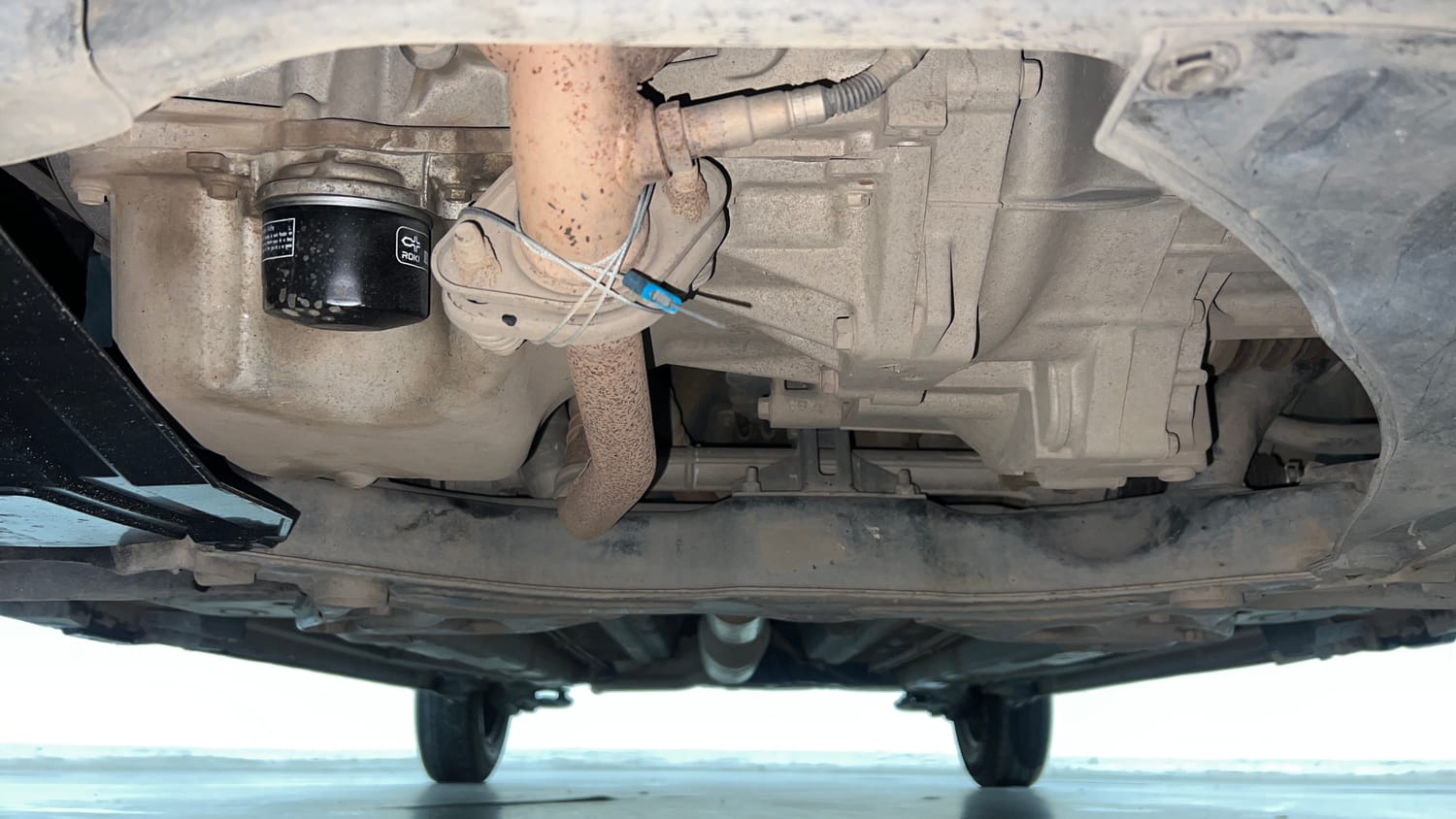 Used 2017 Maruti Suzuki Swift Lxi (O) Petrol Manual extra FRONT LEFT UNDERBODY VIEW