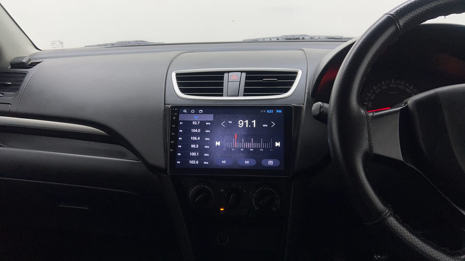 Used 2017 Maruti Suzuki Swift Lxi (O) Petrol Manual interior MUSIC SYSTEM & AC CONTROL VIEW