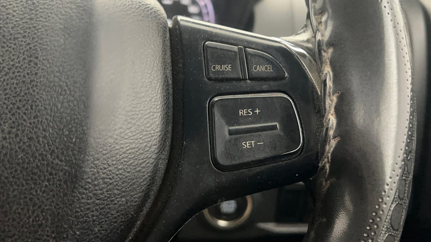 Used 2022 Maruti Suzuki Vitara Brezza [2020-2022] ZXI Plus Dual Tone Petrol Manual top_features Cruise control