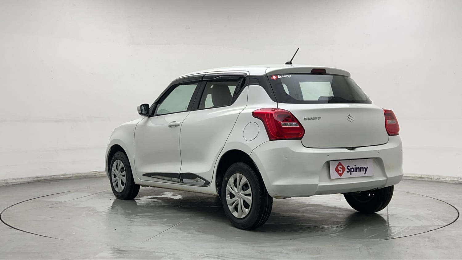 Used 2019 Maruti Suzuki Swift VXi AMT Petrol Automatic exterior LEFT REAR CORNER VIEW