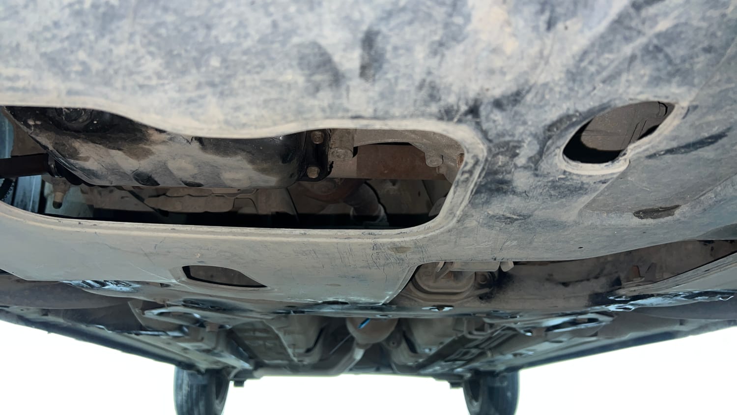 Used 2022 Hyundai Venue SX 1.2 Petrol Petrol Manual extra FRONT LEFT UNDERBODY VIEW
