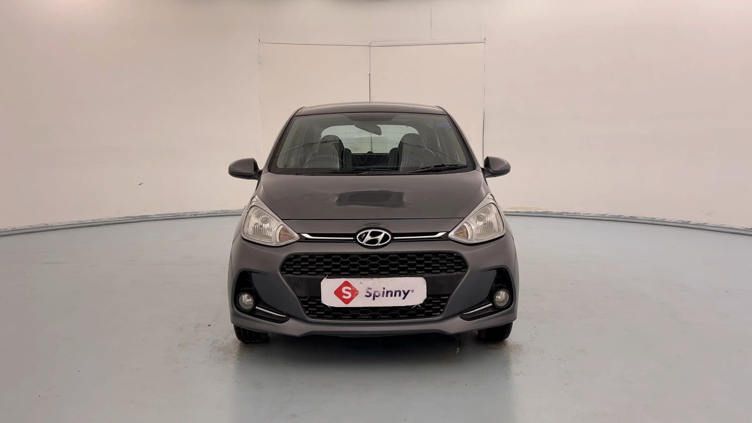Used 2017 Hyundai Grand i10 Magna 1.2 Kappa VTVT Petrol Manual exterior FRONT VIEW