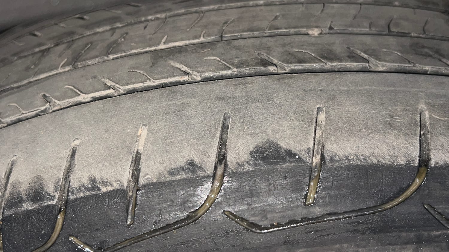 Used 2019 Hyundai Creta SX 1.6 Petrol Petrol Manual tyres LEFT FRONT TYRE TREAD VIEW