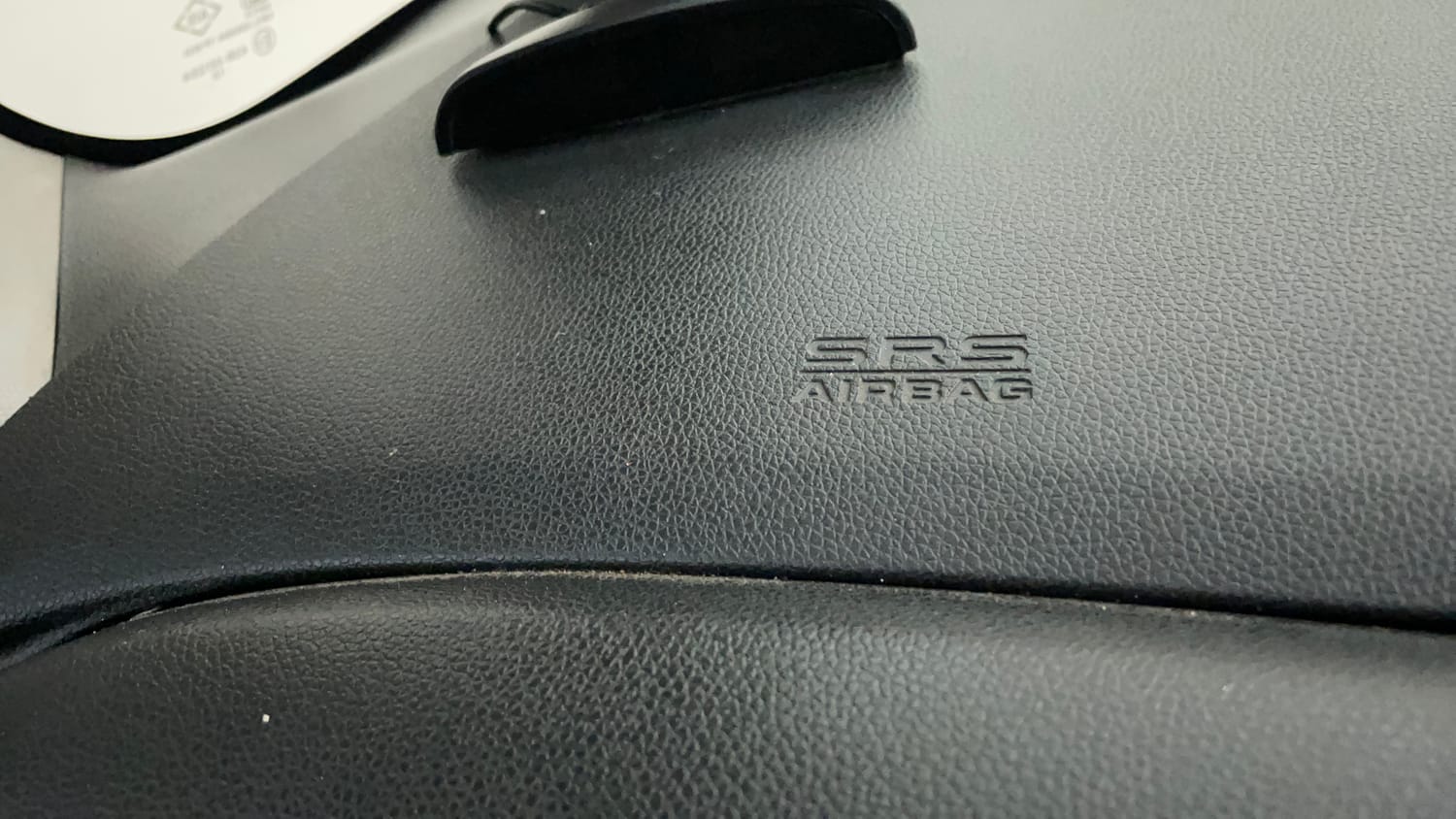 Used 2016 Honda Jazz VX Diesel Diesel Manual top_features Airbags