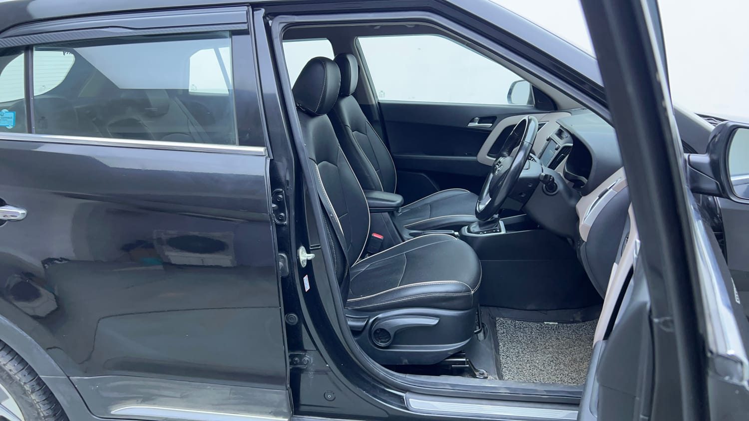 Used 2018 Hyundai Creta SX 1.6 AT Petrol Petrol Automatic interior RIGHT SIDE FRONT DOOR CABIN VIEW