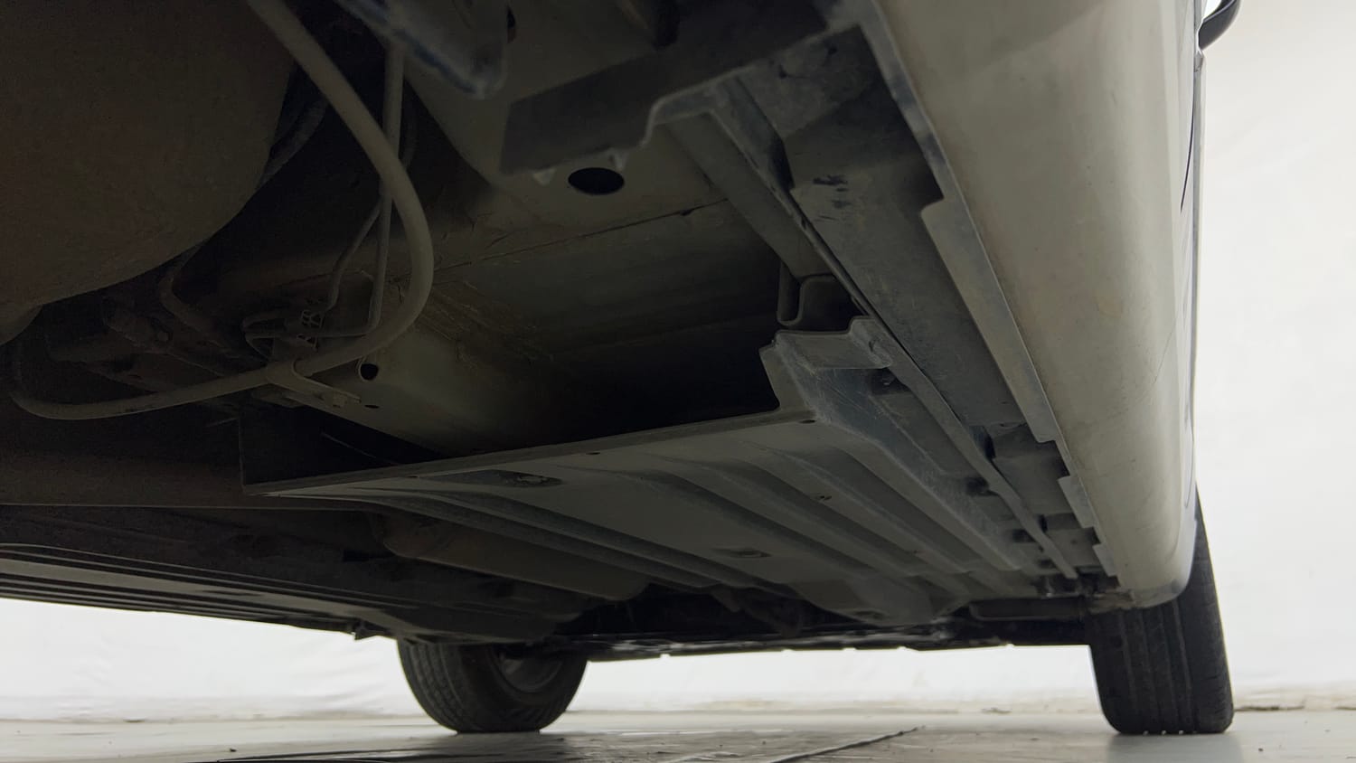 Used 2021 Maruti Suzuki S-Cross Zeta Petrol Manual extra REAR RIGHT UNDERBODY VIEW