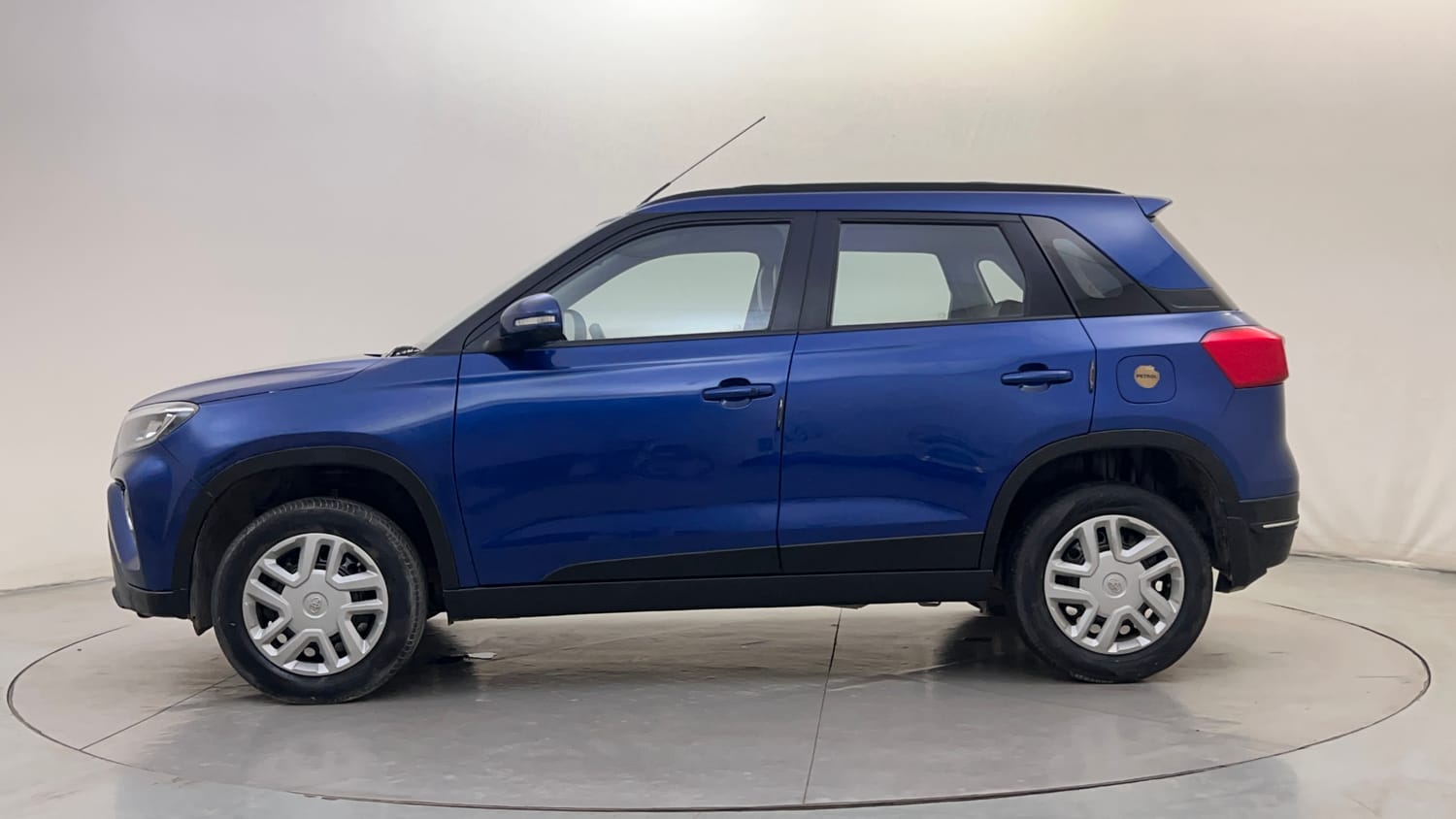 Used 2022 Toyota Urban Cruiser Mid Grade MT Petrol Manual exterior LEFT SIDE VIEW