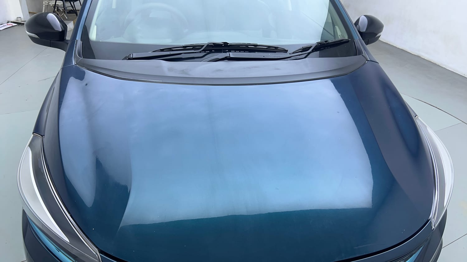 Used 2022 Tata Tigor EV XZ Plus Electric Automatic dents MINOR SCRATCH