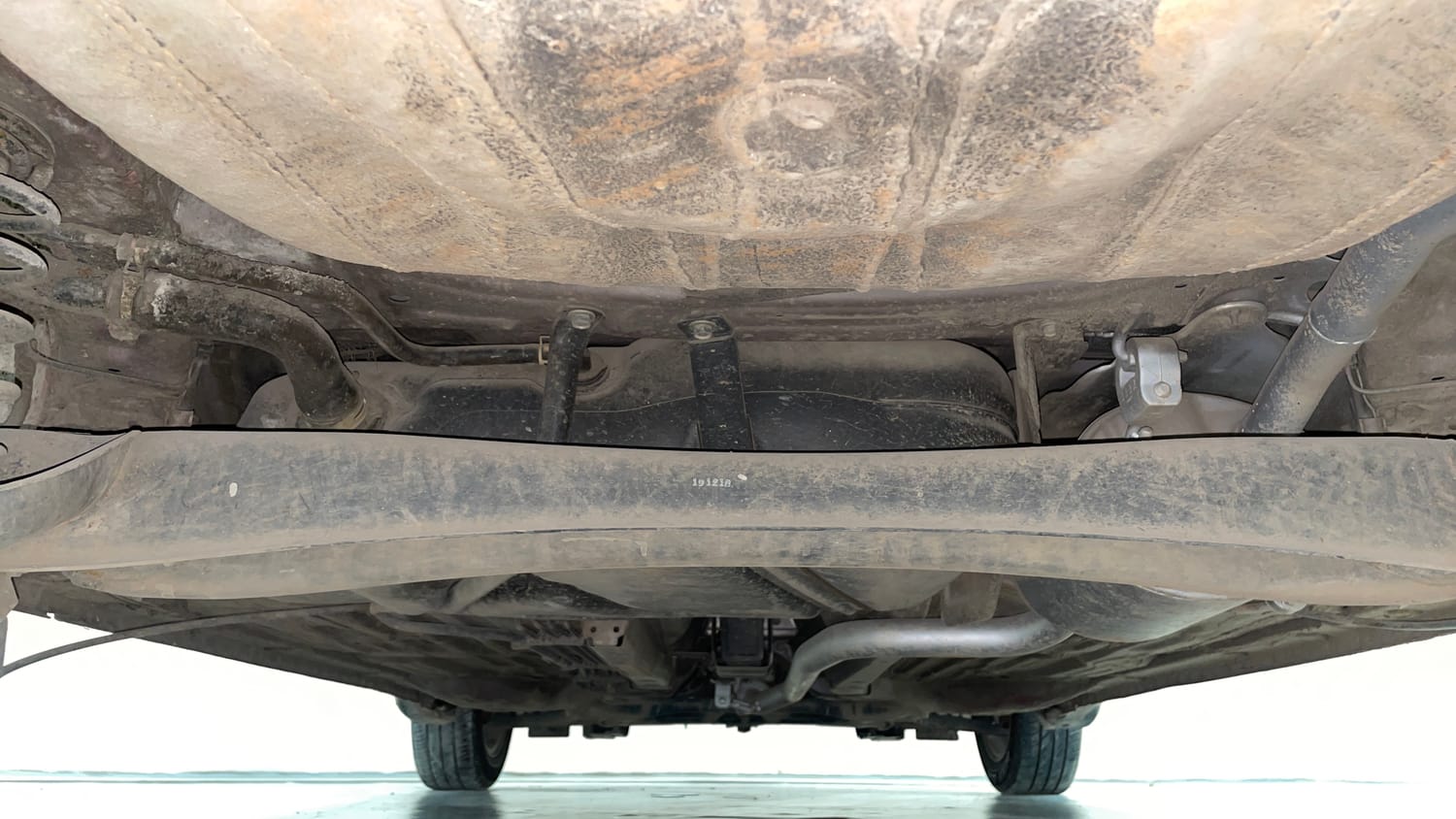 Used 2019 Honda Amaze 1.2 V CVT Petrol Petrol Automatic extra REAR UNDERBODY VIEW (TAKEN FROM REAR)