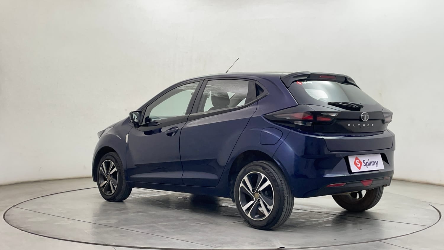 Used 2023 Tata Altroz XZ Plus Petrol Petrol Manual exterior LEFT REAR CORNER VIEW