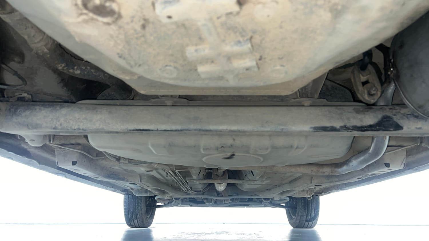 Used 2019 Tata Tiago Revotron XZ w/o Alloy Petrol Manual extra REAR UNDERBODY VIEW (TAKEN FROM REAR)