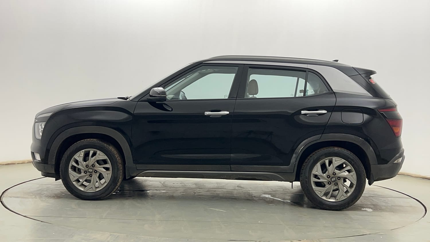 Used 2023 Hyundai Creta SX 1.5 Petrol Petrol Manual exterior LEFT SIDE VIEW