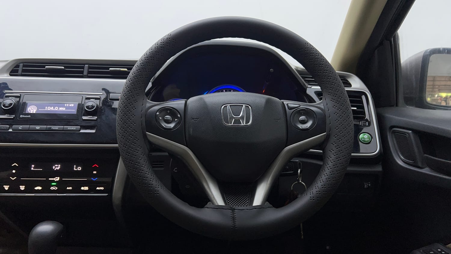 Used 2016 Honda City SV CVT Petrol Automatic interior STEERING VIEW