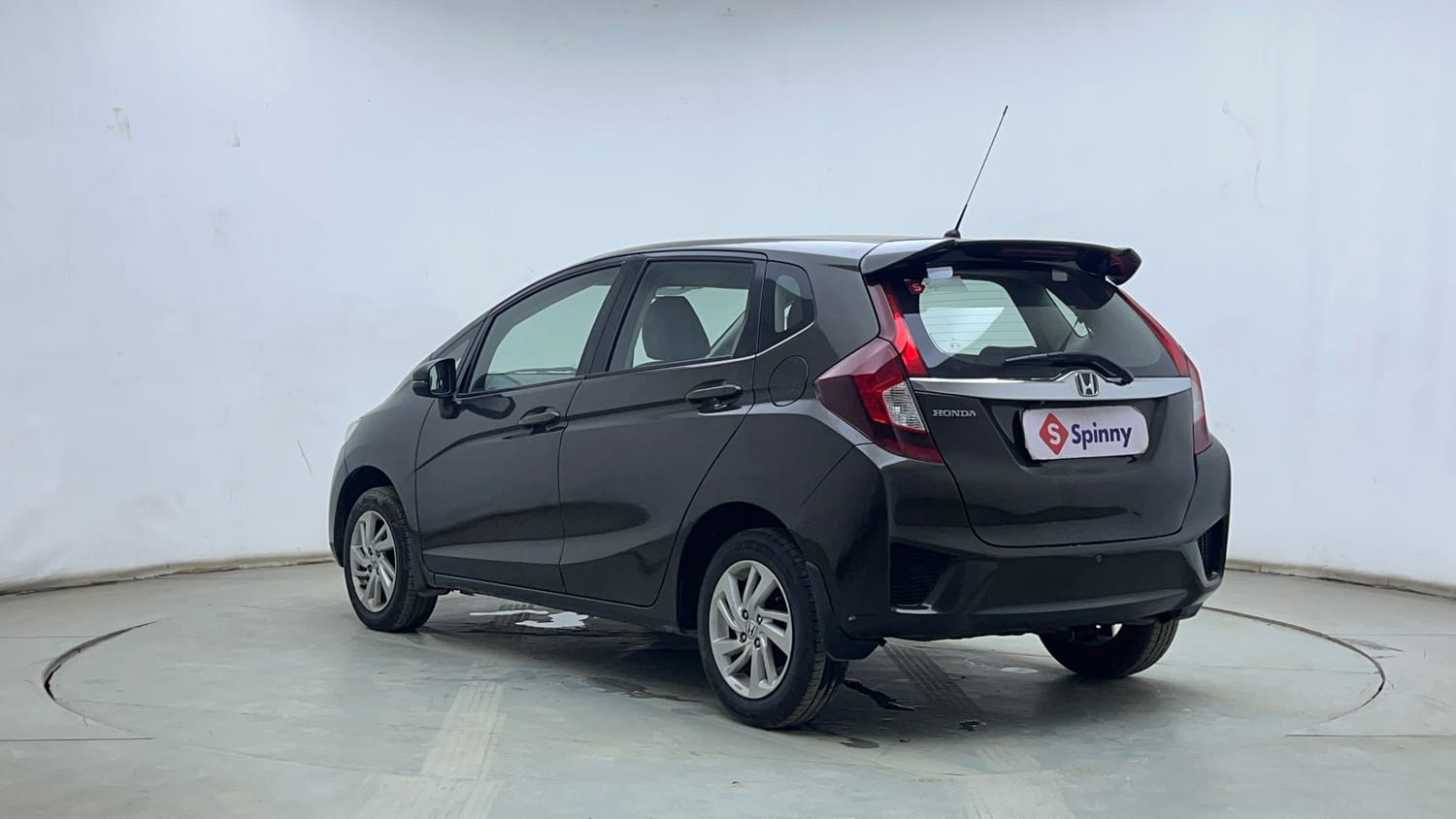 Used 2016 Honda Jazz VX Petrol Petrol Manual exterior LEFT REAR CORNER VIEW