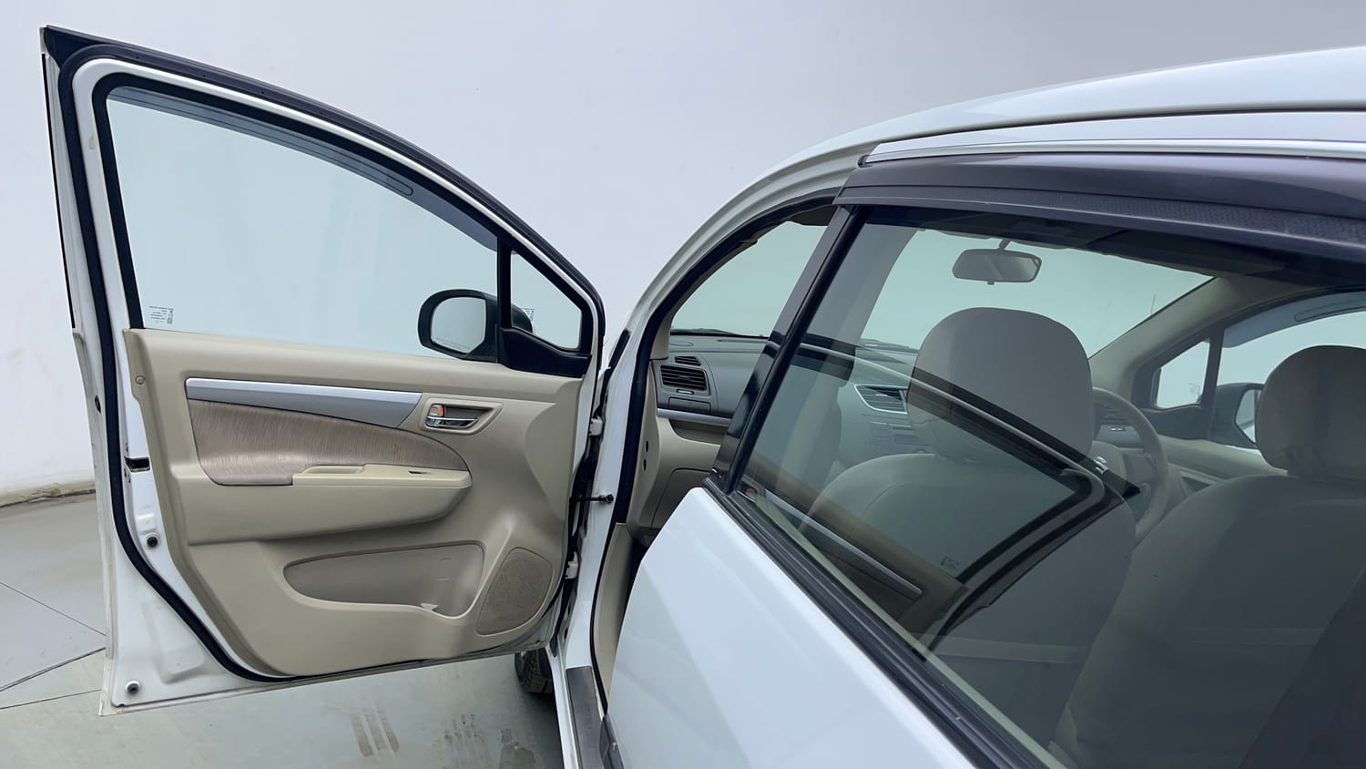 Used 2014 Maruti Suzuki Ertiga Vxi Petrol Manual interior LEFT FRONT DOOR OPEN VIEW