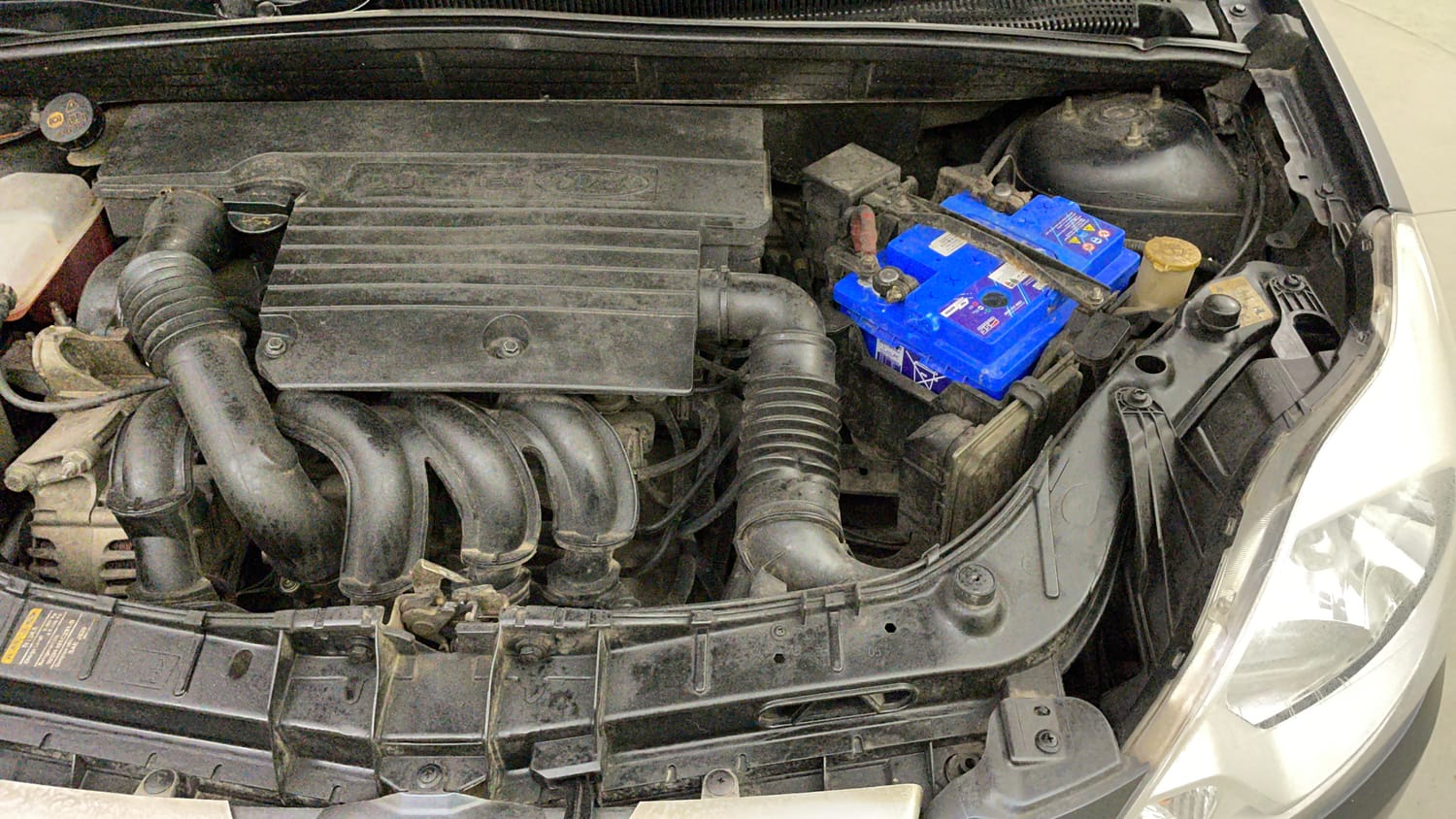 Used 2013 Ford Figo Duratec Petrol ZXI 1.2 Petrol Manual engine ENGINE LEFT SIDE VIEW