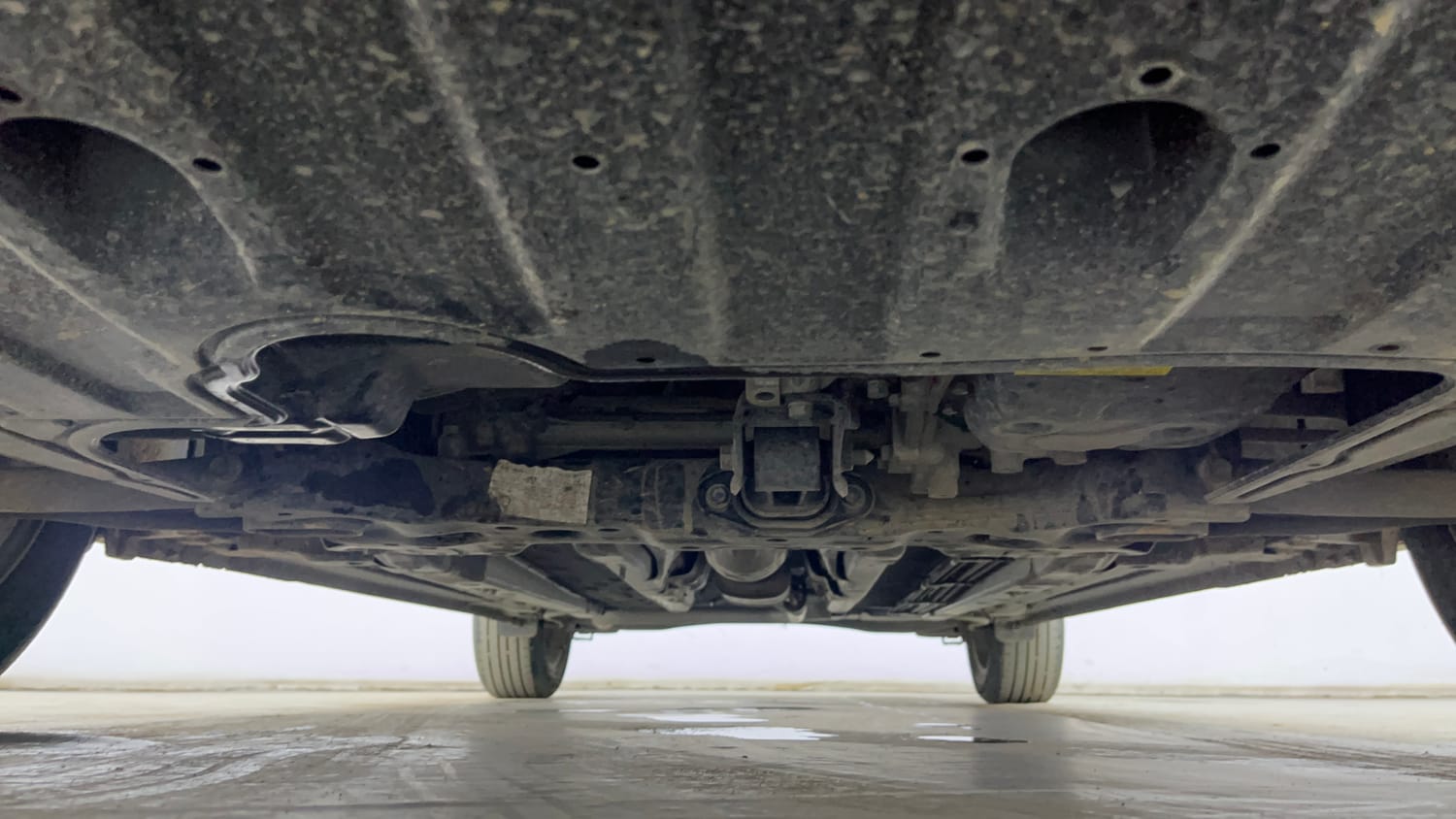 Used 2026 Hyundai Verna 1.5 MPi Petrol IVT HX 6 Petrol Automatic extra FRONT LEFT UNDERBODY VIEW