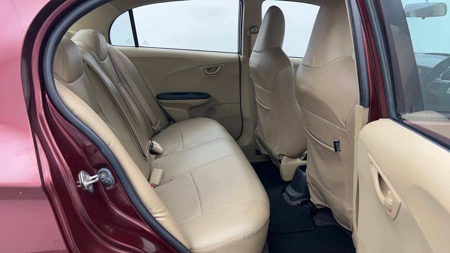 Used 2015 Honda Amaze 1.2 S i-VTEC Petrol Manual interior RIGHT SIDE REAR DOOR CABIN VIEW