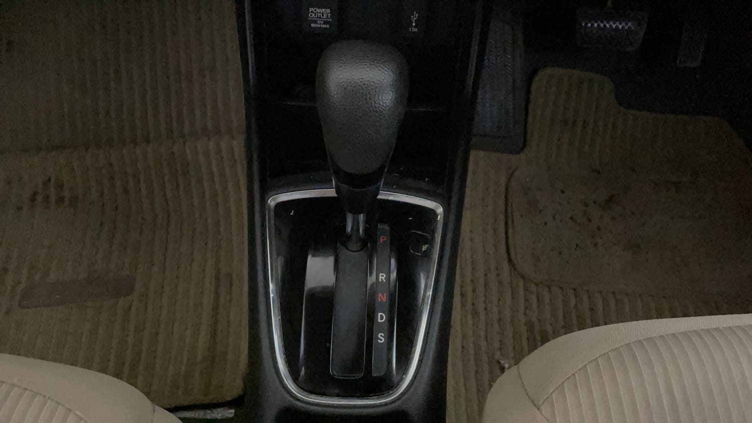 Used 2019 Honda Amaze 1.2 V CVT Petrol Petrol Automatic interior GEAR  KNOB VIEW