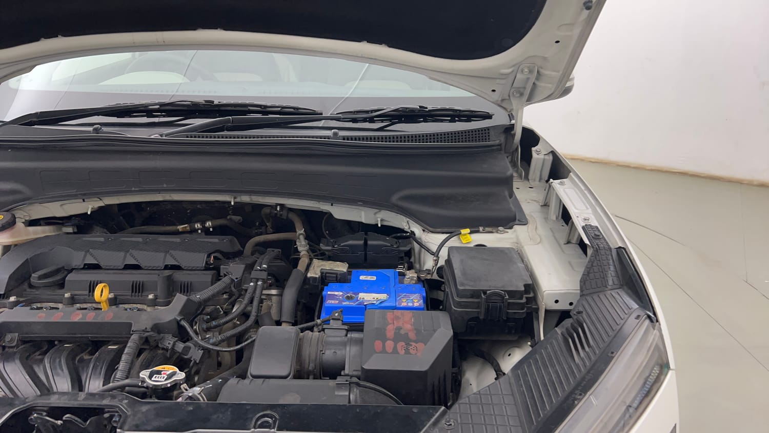 Used 2022 Hyundai Creta SX (O) 1.5 Petrol IVT Petrol Automatic engine ENGINE LEFT SIDE HINGE & APRON VIEW